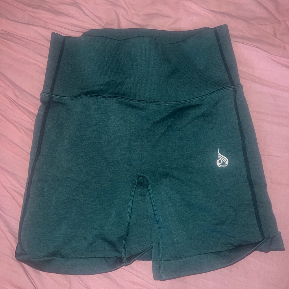 Ryderwear Women’s Teal Scrunch Shorts -Green Blue